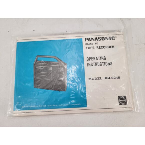 Panasonic Portable AC/DC Cassette Recorder with Adapter and Instructions - Picture 9 of 10